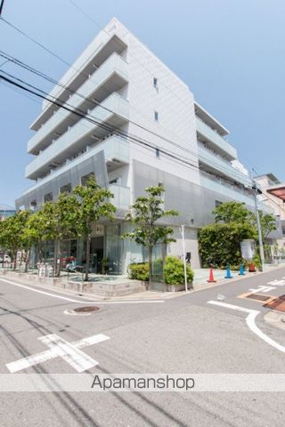 カスタリア中目黒の外観写真