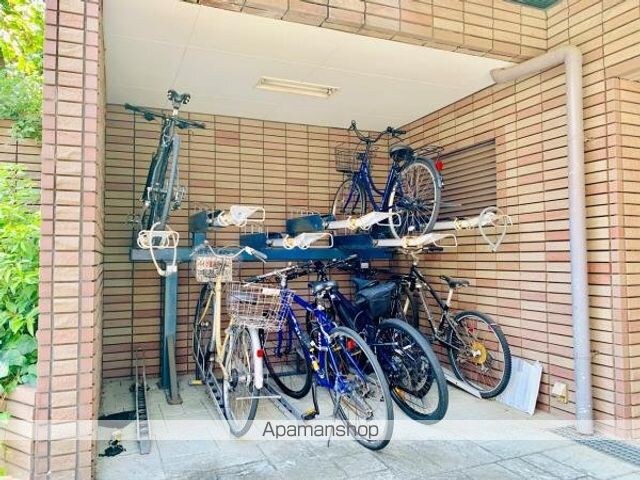 ｈｏｗｆｆ　ＲＥＬＡＸ三軒茶屋[2LDK/97.66m2]の共用部4