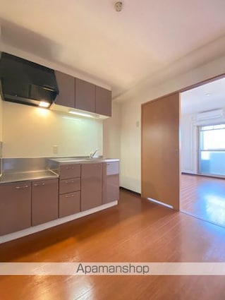 大阪府和泉市伯太町４丁目[1DK/27.94m2]のリビング・居間