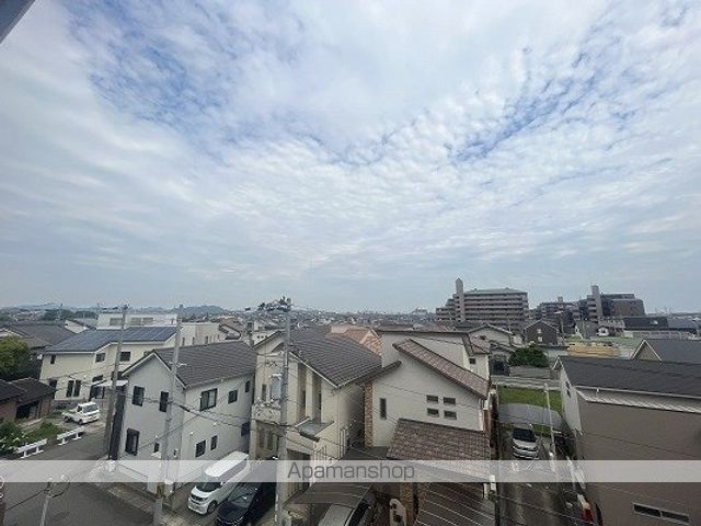クローバー英賀保駅前の外観写真