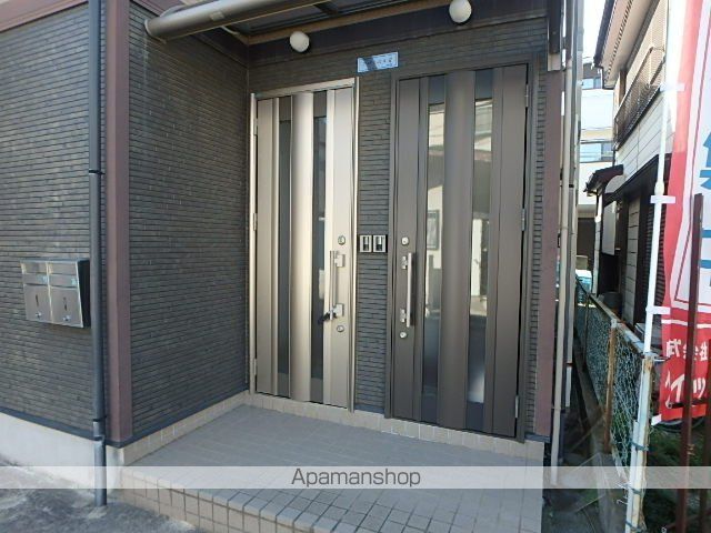 アヴィエルIIの外観写真