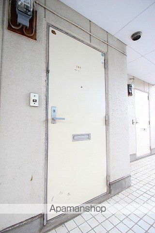 パルナス志木の玄関写真