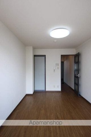 メゾン岸本の内装写真