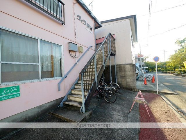 ヴィラ鶴舞の玄関写真