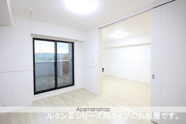リバーサイド西山の内装写真