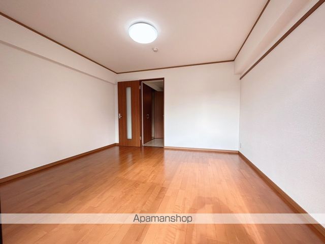 ラポール小町の内装写真