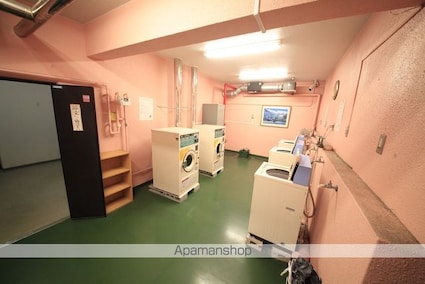 メゾンファミーユ[1R/18.9m2]の共用部2