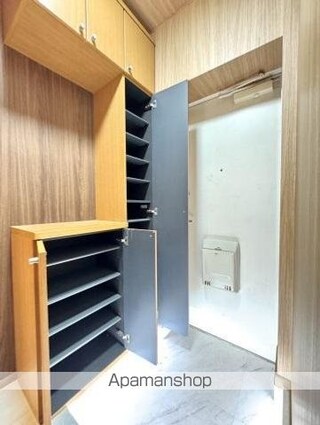 ラッフルズ　ティファニー[2DK/48.28m2]の玄関