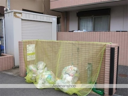 サン・ルピナス[1K/24.17m2]の共用部3