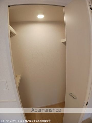 カーサ・コルーテ福の内装写真