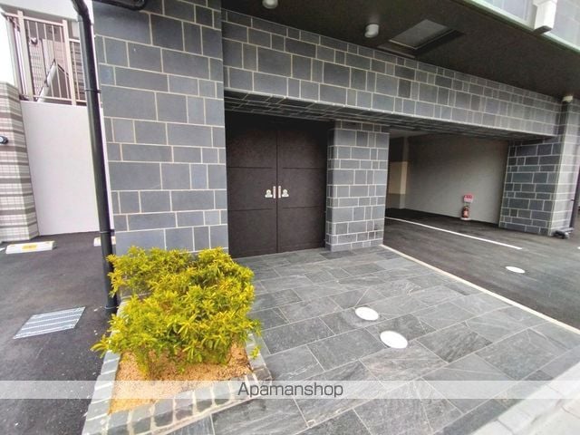 ESTONE HIGASHIOSAKAの玄関写真