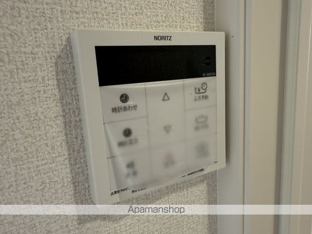 アレテ-開出の内装写真