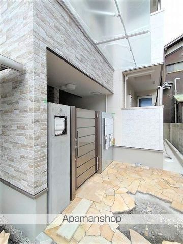 フジパレス吹田金田ノースの玄関写真