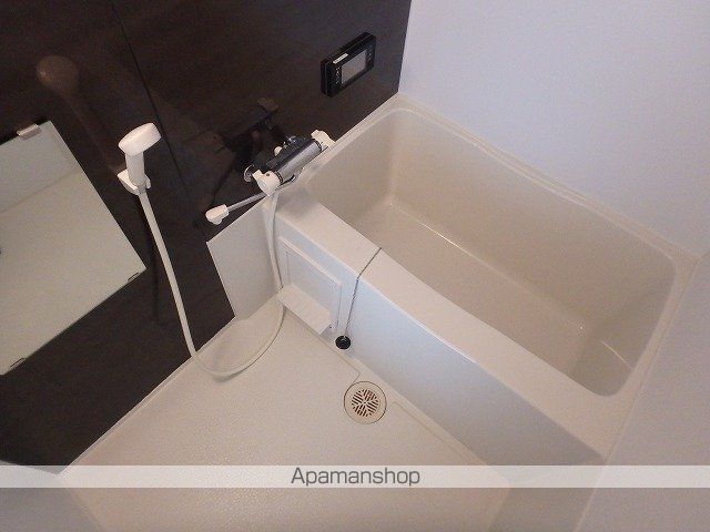 ADVANCE N19の内装写真