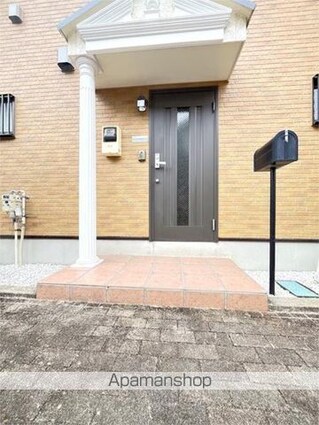 ファミーユ　Ａ[2LDK/59.6m2]のエントランス2