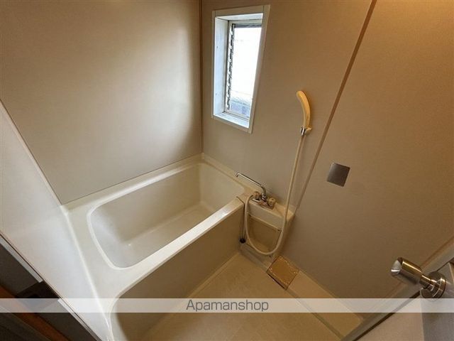 モンパレス赤堀Iの内装写真
