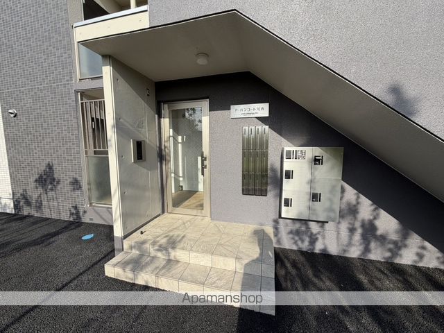 アーバンコート尾西の玄関写真