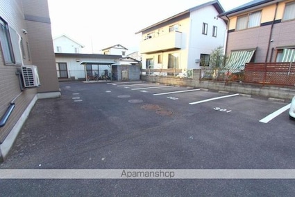 フォブールひかり[2LDK/55.89m2]の駐車場