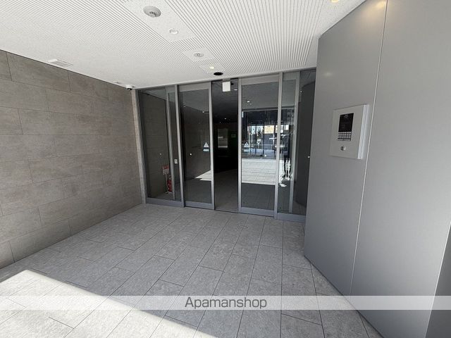PRESSANCE東淀川駅前プローシェの玄関写真
