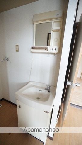 高見ハイツBの内装写真