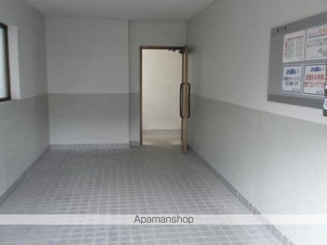 サンライズ三宅 B棟の玄関写真