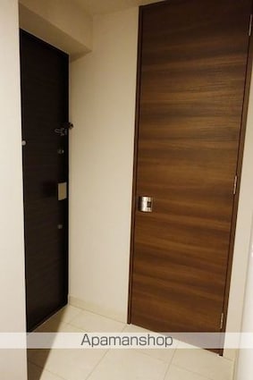 ライトテラス世田谷砧[3SLDK/76.63m2]の玄関