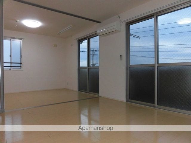 ヴェルドミュールM.I.E A棟の内装写真