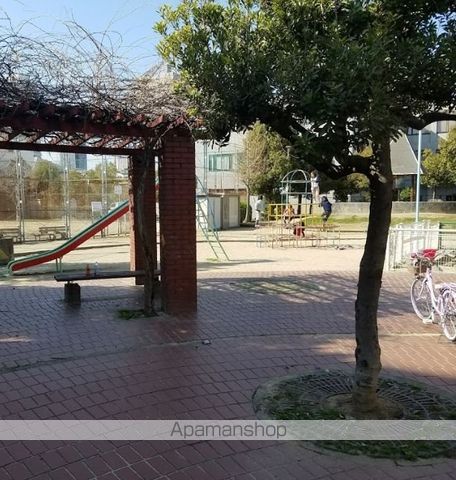 クインズコート緑橋の周辺写真