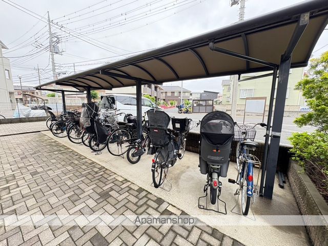 ゴールドパストラルの玄関写真