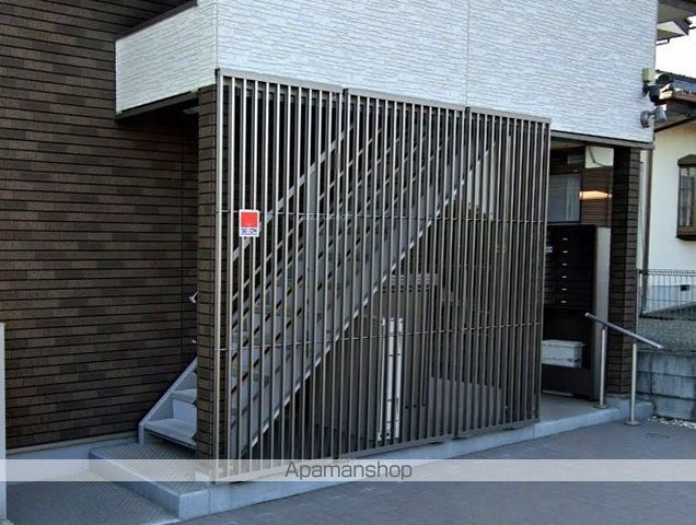 クレイノFKの玄関写真