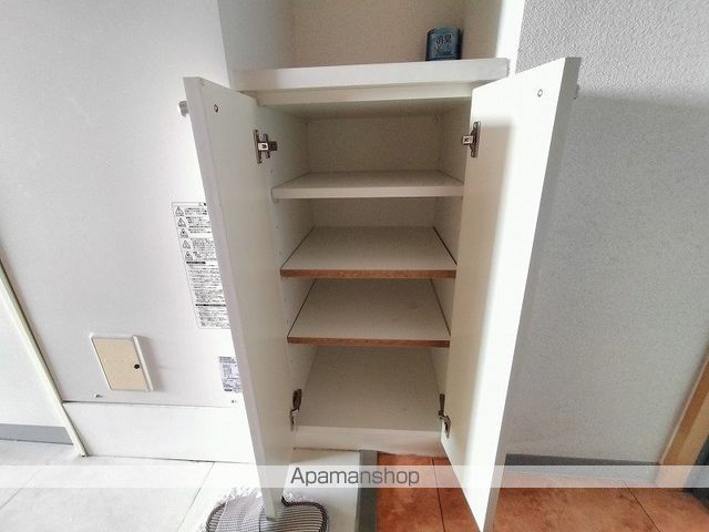 シャルル上新庄の内装写真