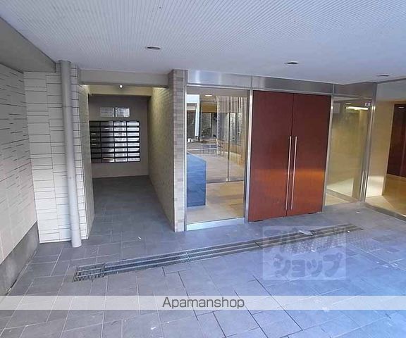クレアシティ西院高辻通の玄関写真