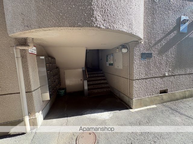 マンション和光の玄関写真