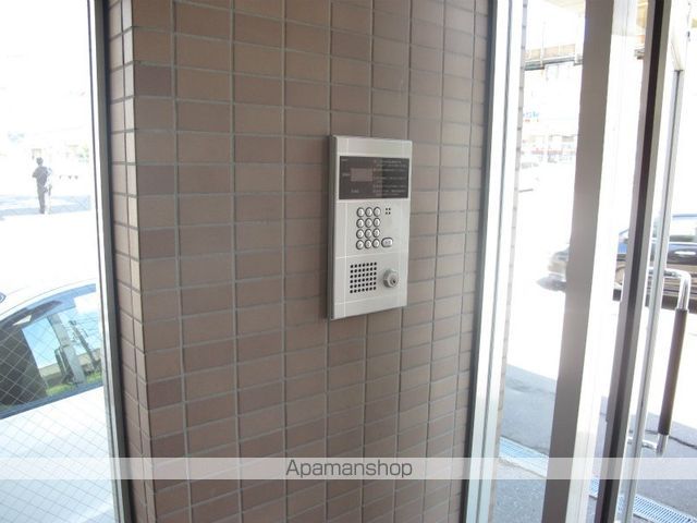杉原マンションの玄関写真