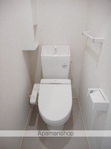 ハイブリッジ IIの内装写真