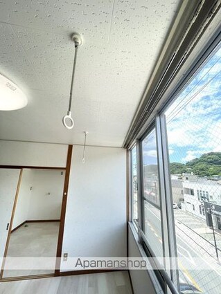 カーサ・クレール[2DK/40m2]のバルコニー