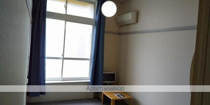 レオパレスシャトル[1K/20.37m2]のリビング・居間2