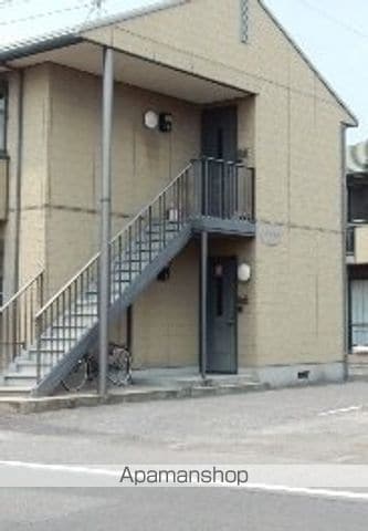 ヴィンテージ A棟の玄関写真
