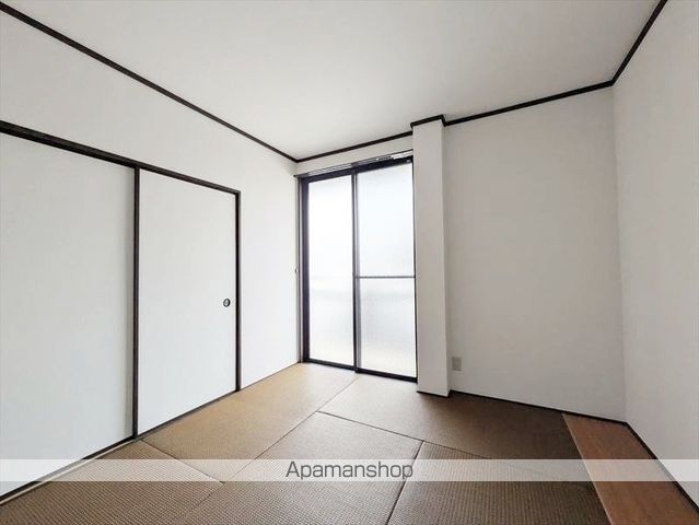 プチパール102の内装写真