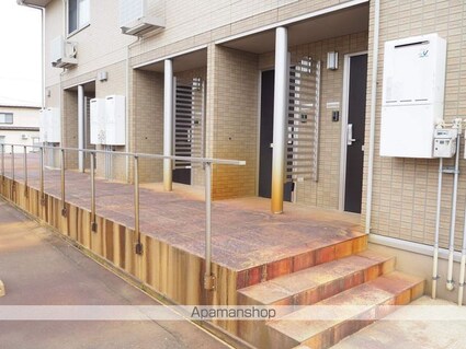 ルーナ・クレシェンテ[1K/33.79m2]のエントランス