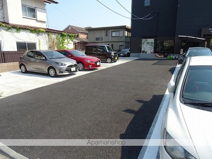 マリウスヒル仙台１[1K/26.08m2]の駐車場