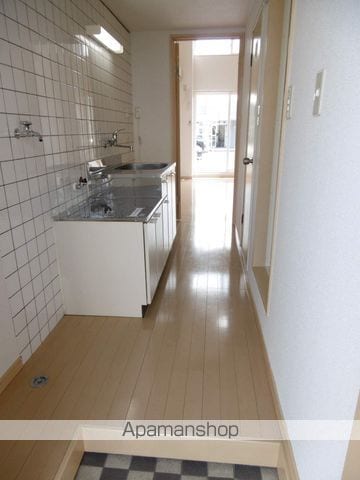 ホワイトキャッスル六丁の目ビレジA棟の内装写真