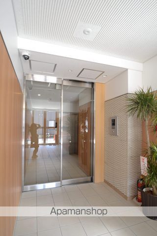 天神川駅前エステートの玄関写真