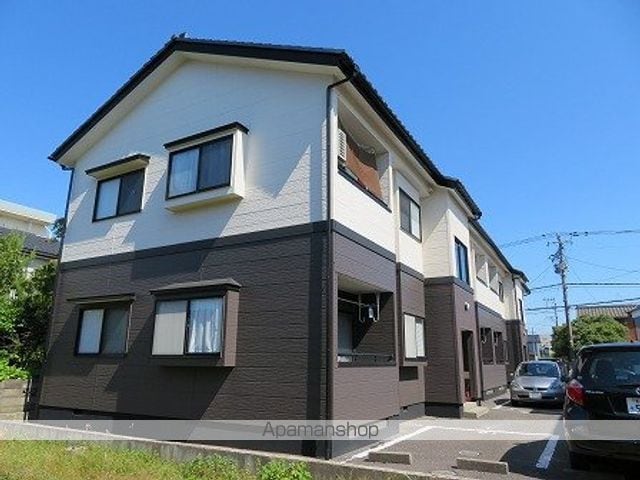 フリージアA棟の外観写真