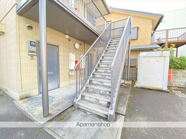 フィオーレ花園の玄関写真
