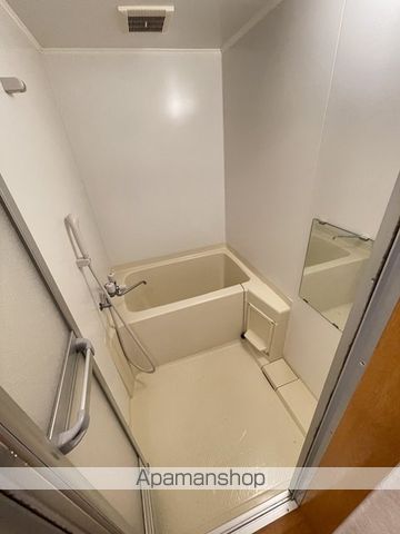 LACUSの内装写真