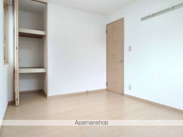 リビングタウン古河 Bの内装写真
