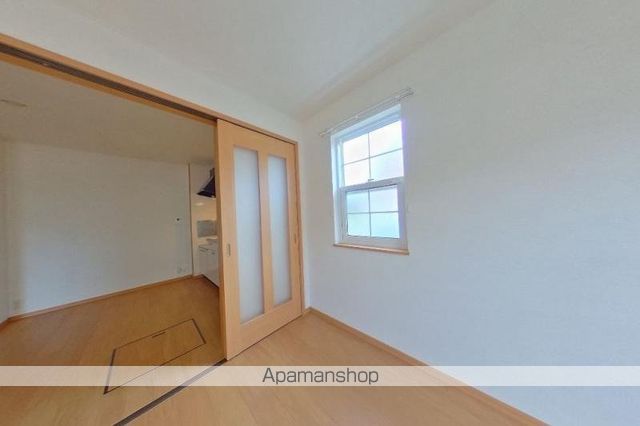 ヴィラ・サクラBの内装写真