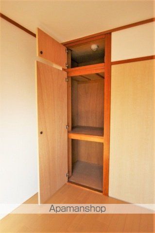 西林マンションの内装写真
