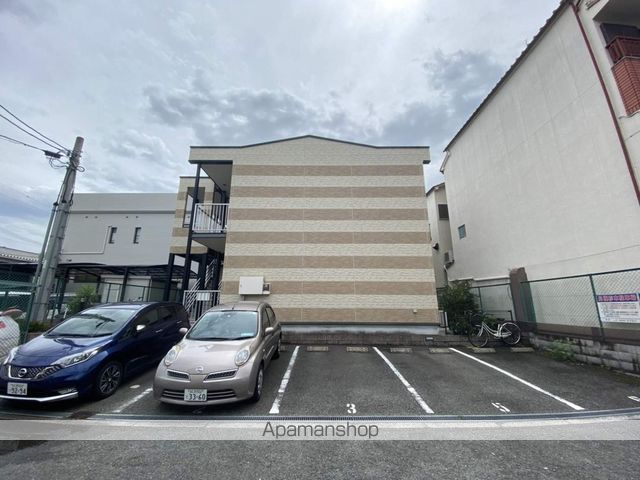レオパレストーエイの外観写真